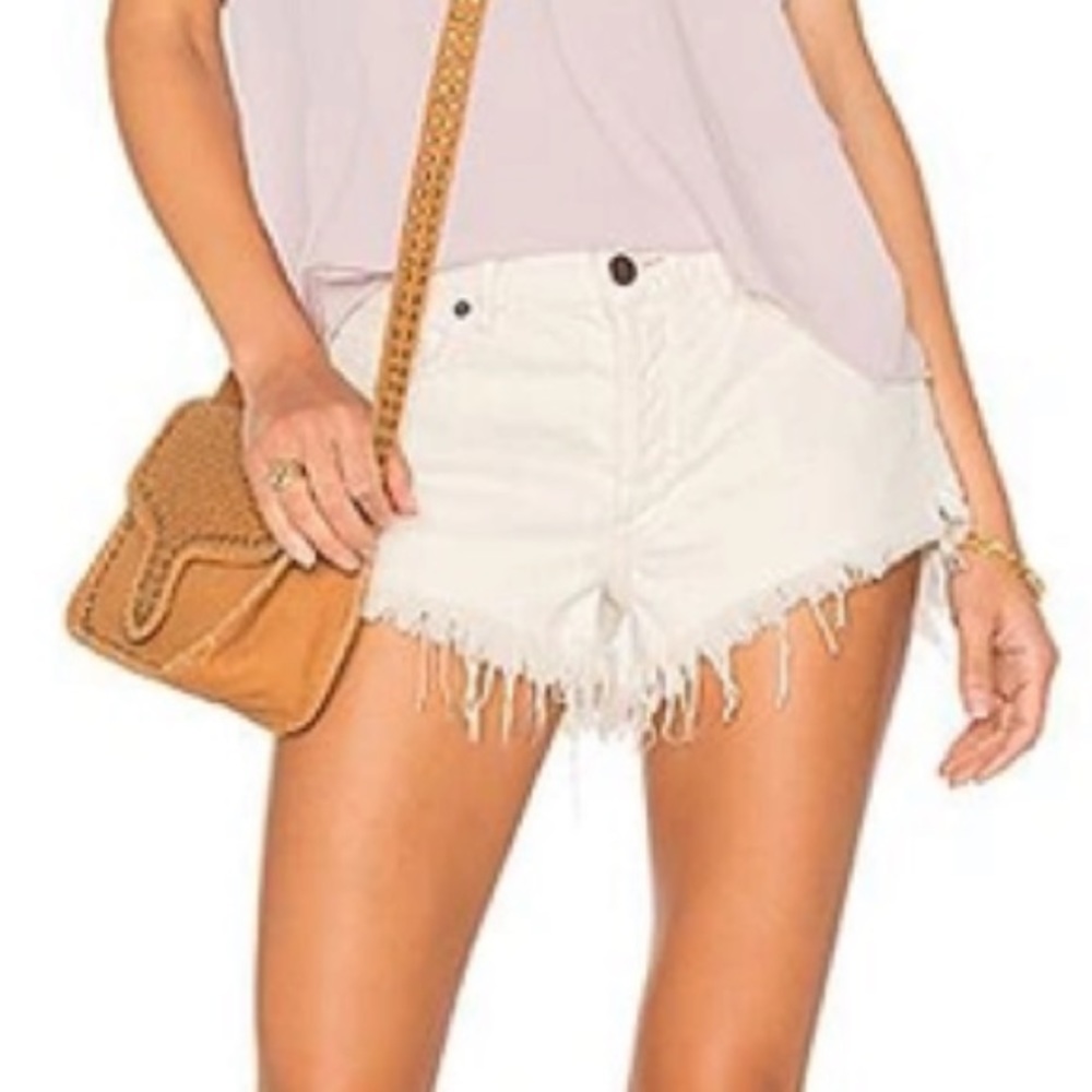 Free People We The Free  white cutoff jean shorts 28